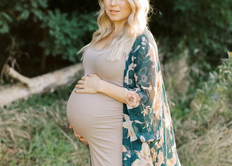 Outdoor Boho Maternity Photoshoot - Healthnut Nutrition